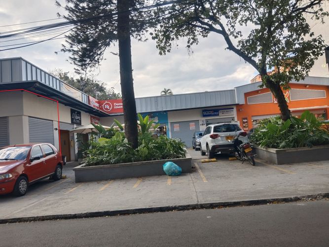 Local en arriendo en El Refugio, Cali, 64 m² · foto 4 de 18
