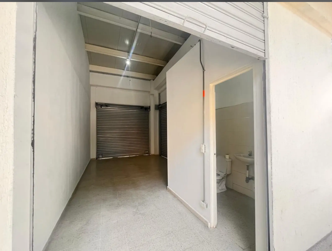 Local en arriendo en El Refugio, Cali, 64 m² · foto 13 de 18