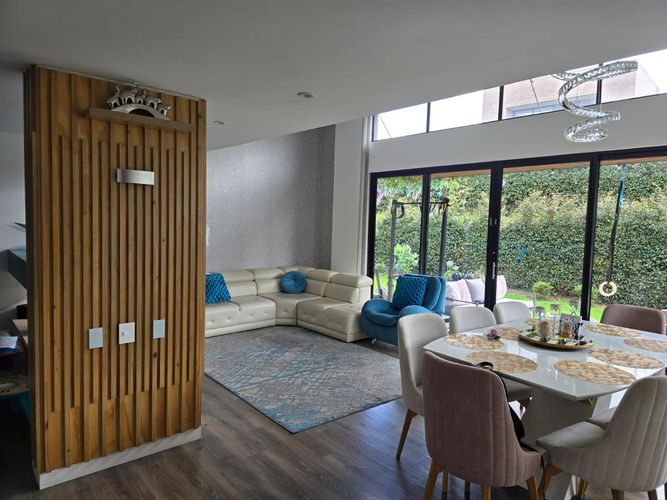 Casa de 3 alcobas en arriendo en Siberia, Cota, 207 m² · foto 4 de 14
