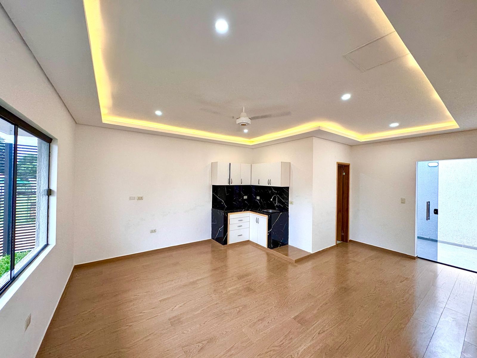 ALQUILO CHALET EN MARIANO ROQUE ALONSO — foto 3