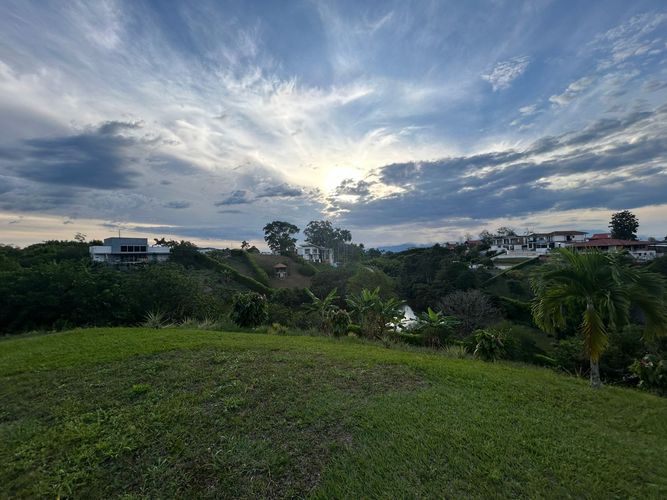 Lote en venta en Pueblito Cafetero, Pereira, 2000 m² · foto 2 de 8