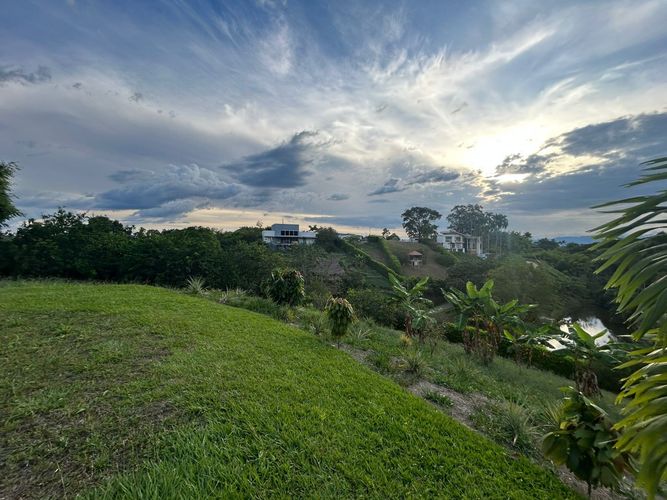 Lote en venta en Pueblito Cafetero, Pereira, 2000 m² · foto 3 de 8