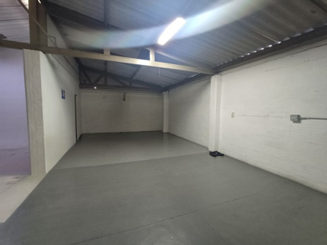 Local en arriendo en Campo Amor, Medellín, 1100 m² · foto 5 de 19