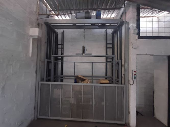Local en arriendo en Campo Amor, Medellín, 1100 m² · foto 9 de 19