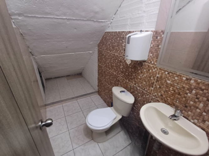 Local en arriendo en Campo Amor, Medellín, 1100 m² · foto 18 de 19