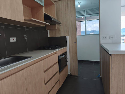 2BR Apartment in El esmeraldal (85 m²) - 3