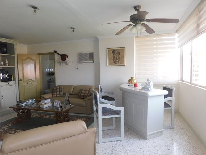 Apartamento de 3 alcobas en venta en Altos Del Prado, Barranquilla, 254 m² · foto 5 de 17