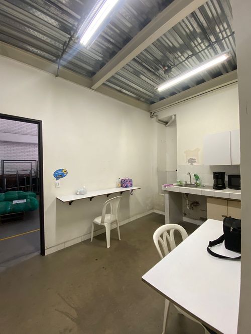 Bodega en arriendo en Flora Industrial, Cali, 600 m² · foto 2 de 13
