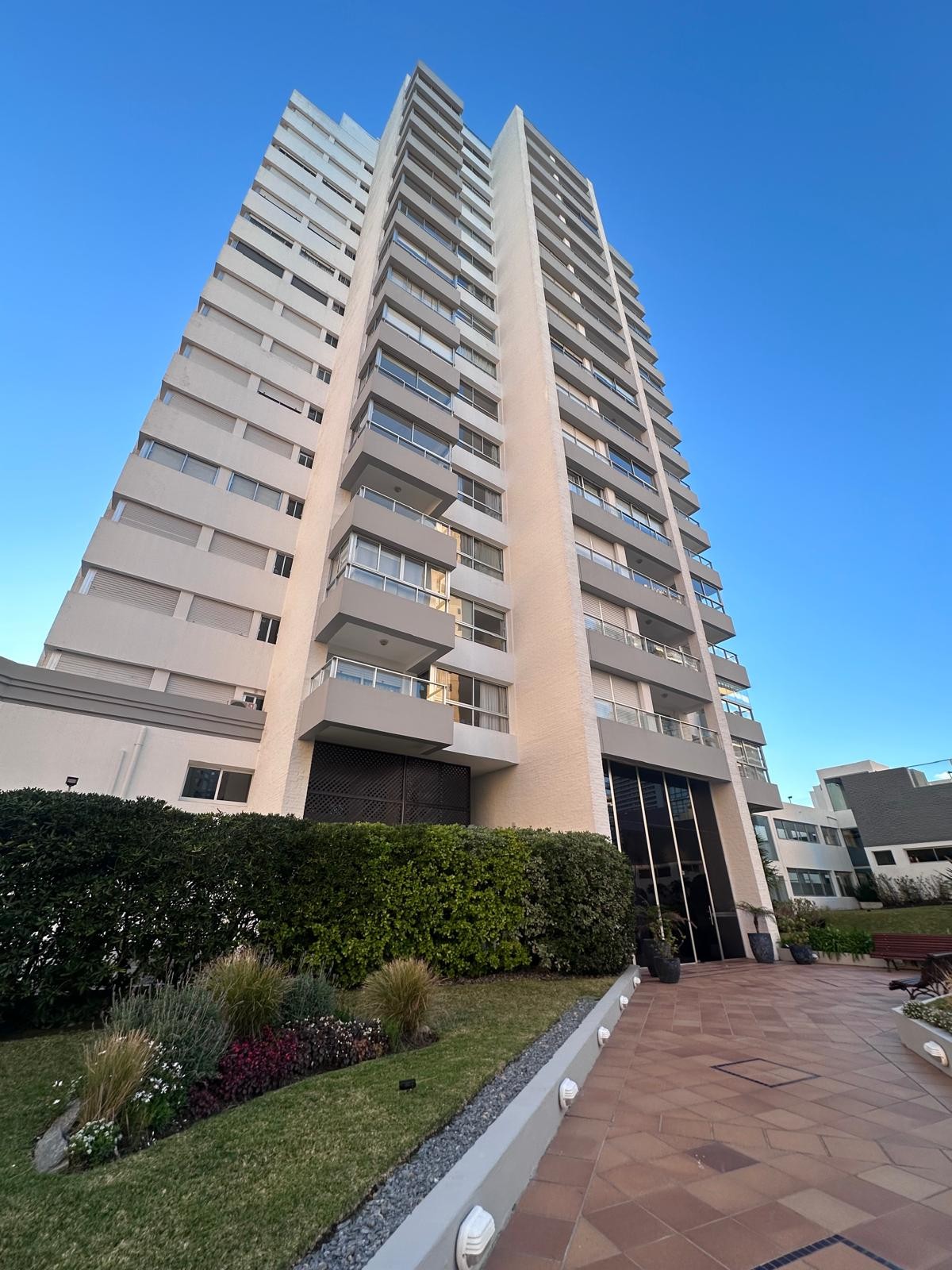 Venta apartamento 3 dormitorios en Punta del Este - foto 1