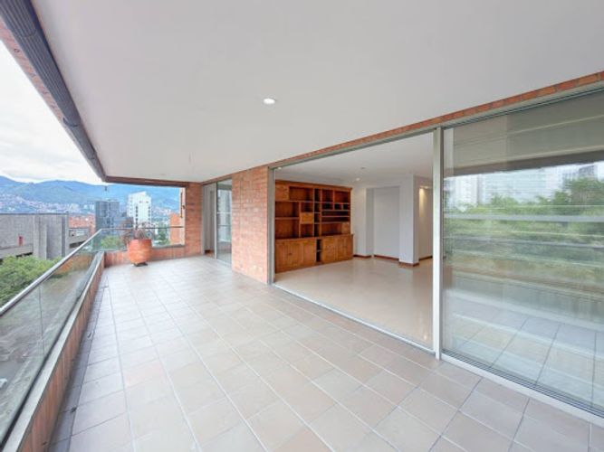 Apartamento en venta en Milla De Oro, Medellín · foto 11 de 24