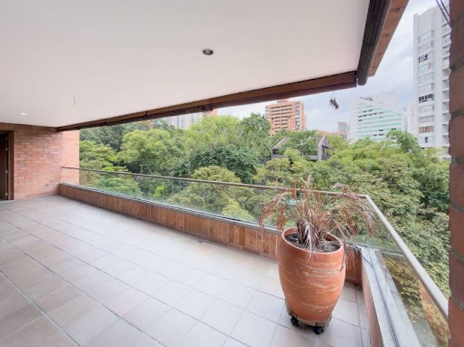 Apartamento en venta en Milla De Oro, Medellín · foto 12 de 24