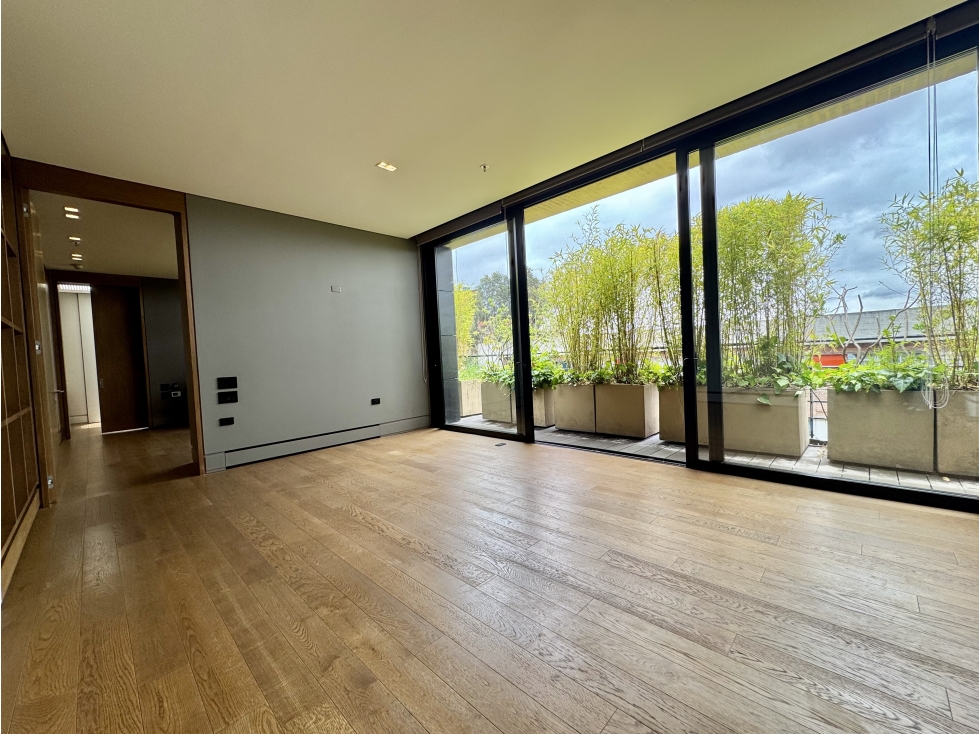 Studio for rent in Los rosales, Bogotá
