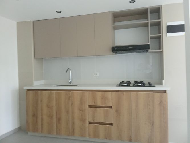 Apartamento de 2 alcobas en venta en Cuatro Esquinas, Rionegro, 46 m² · foto 6 de 9