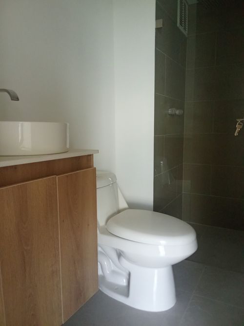 Apartamento de 2 alcobas en venta en Cuatro Esquinas, Rionegro, 46 m² · foto 5 de 9