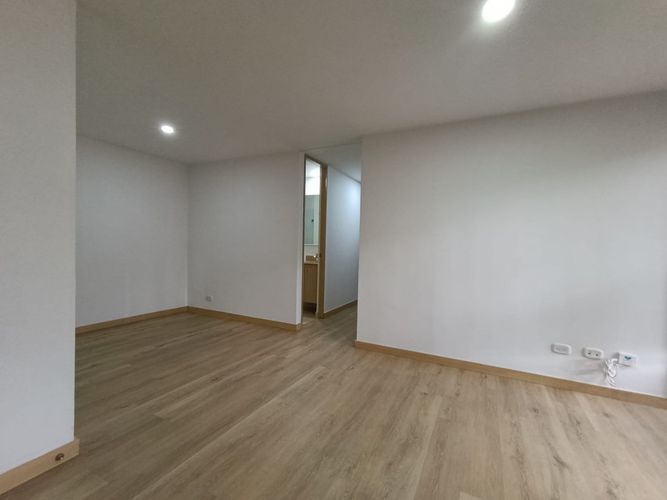 Apartamento de 3 alcobas en arriendo en Loma De La Doctora, Sabaneta, 80 m² · foto 8 de 20