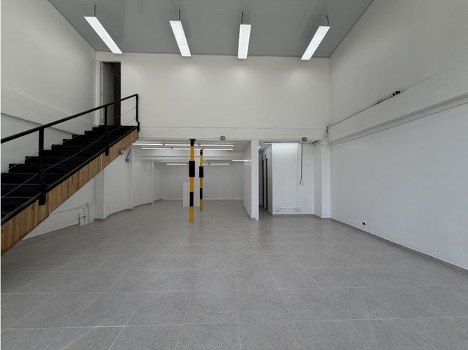Local en arriendo en San Lucas, Medellín, 102 m² · foto 5 de 12