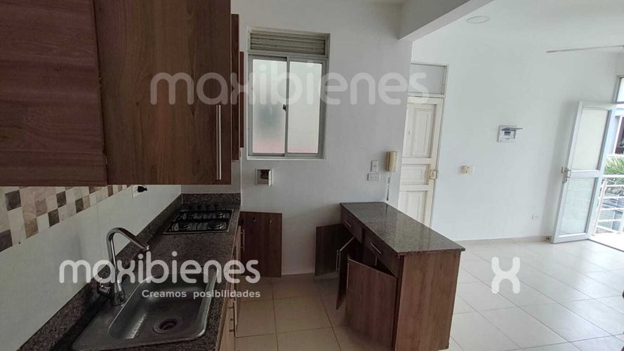 Apartamento de 3 alcobas en arriendo en El Salvador, Apartado, 55 m² · foto 4 de 13