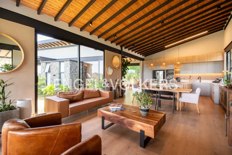 Casa de 3 alcobas en venta en Pantanillo, El Retiro, 260 m² · foto 4 de 24