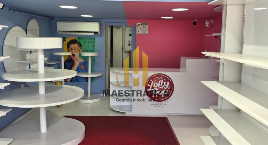 Local en venta en Los Colores, Medellín, 28 m² · foto 2 de 5