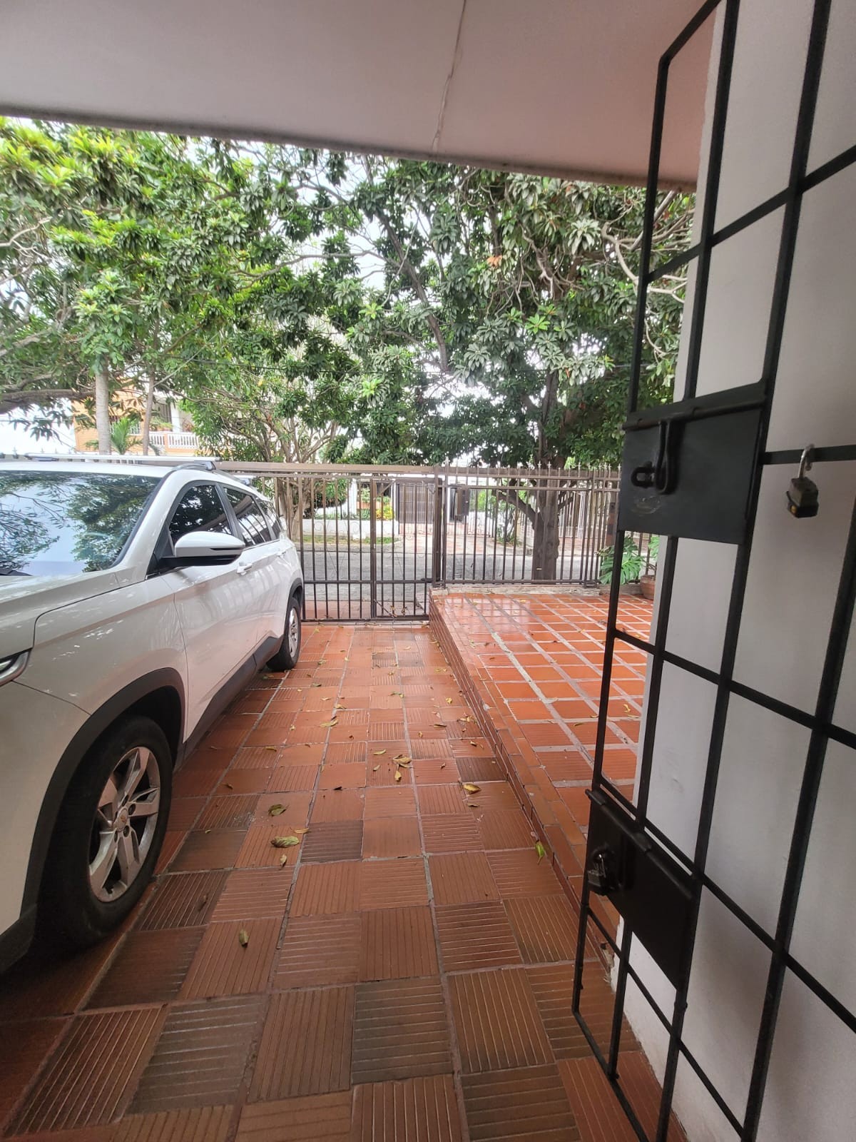 Casa en venta en Paraiso, Barranquilla · foto 2 de 24