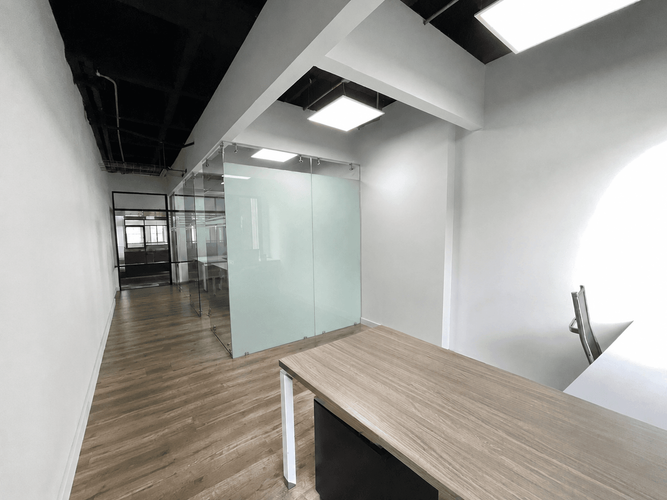 Oficina en arriendo en El Poblado, Medellín, 35 m² · foto 3 de 4