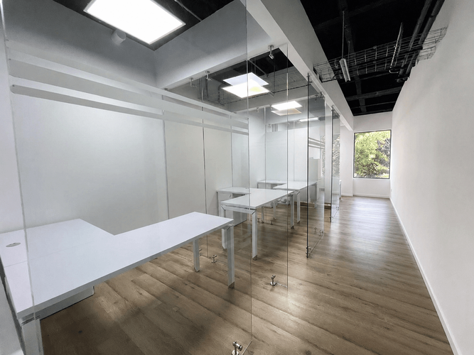 Oficina en arriendo en El Poblado, Medellín, 35 m² · foto 4 de 4