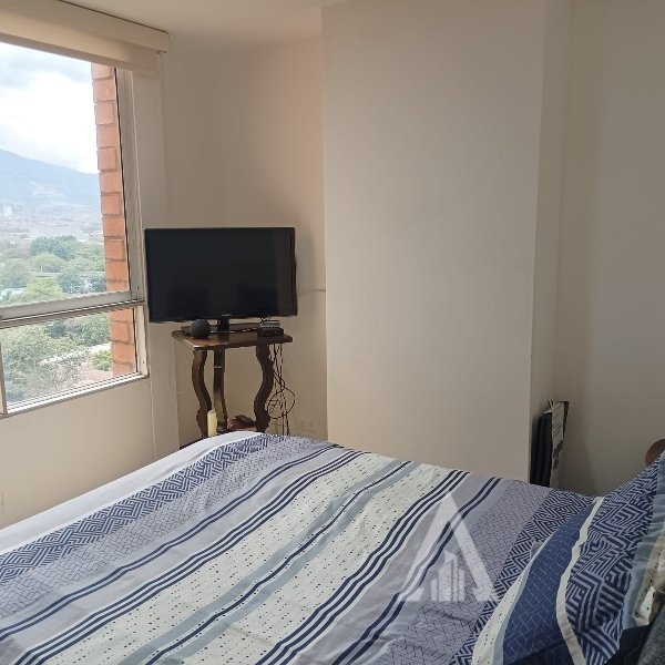 Apartamento en venta en El Poblado, Medellín · foto 5 de 15