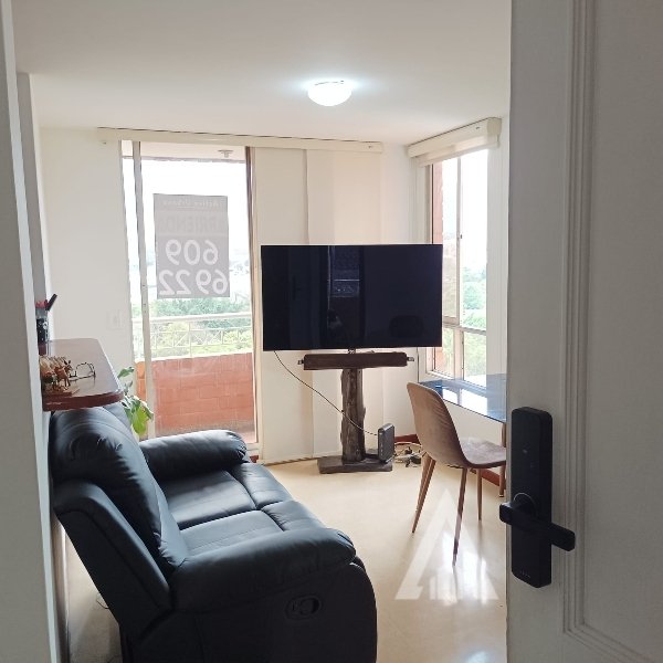 Apartamento en venta en El Poblado, Medellín · foto 12 de 15