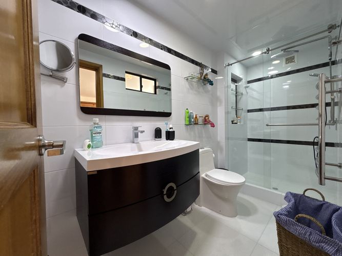 Apartamento de 3 alcobas en venta en Los Rosales, Bogotá, 273 m² · foto 13 de 20