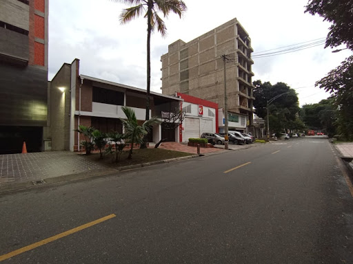 Casa en Arriendo en Conquistadores, Medellín