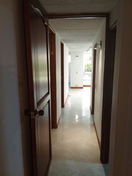 Apartamento de 3 alcobas en venta en San Antonio De Pereira, Rionegro, 76 m² · foto 6 de 10