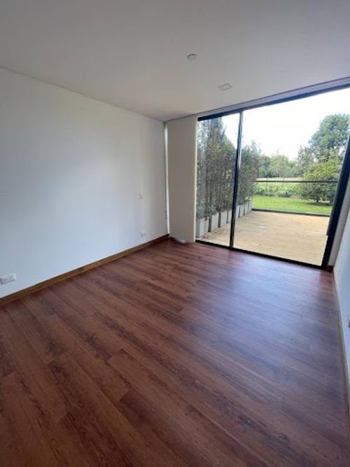 Apartamento de 1 alcoba en venta en Llano Grande, Rionegro, 102 m² · foto 5 de 18