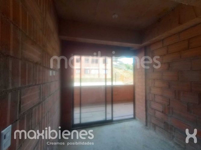 Apartamento de 2 alcobas en venta en Cabecera San Antonio De Prado, Medellín, 62 m² · foto 3 de 15