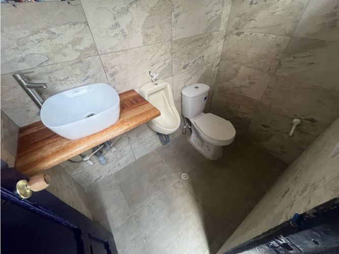 Local en arriendo en El Poblado, Medellín, 100 m² · foto 6 de 11