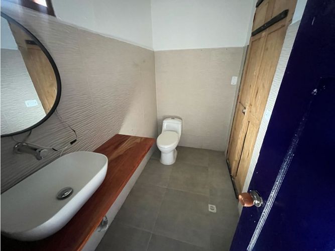 Local en arriendo en El Poblado, Medellín, 100 m² · foto 8 de 11