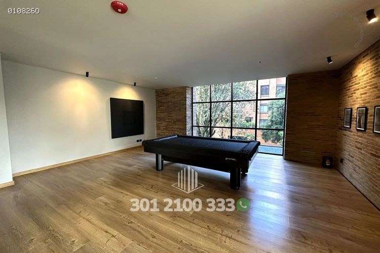 Oficina en arriendo en Lalinde, Medellín, 440 m² · foto 5 de 8