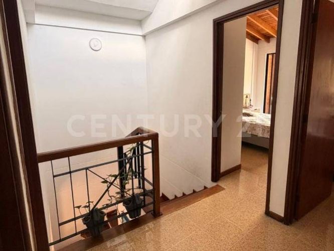 Casa de 3 alcobas en venta en La Sebastiana, Envigado, 204 m² · foto 5 de 21