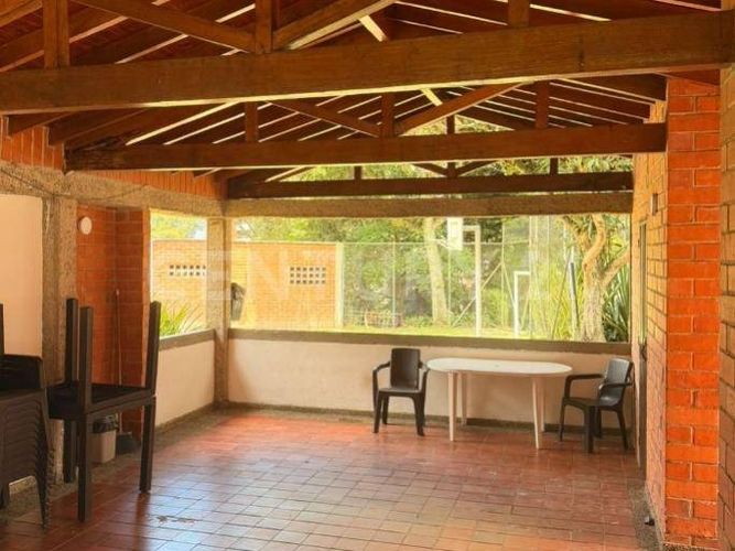 Casa de 3 alcobas en venta en La Sebastiana, Envigado, 204 m² · foto 10 de 21