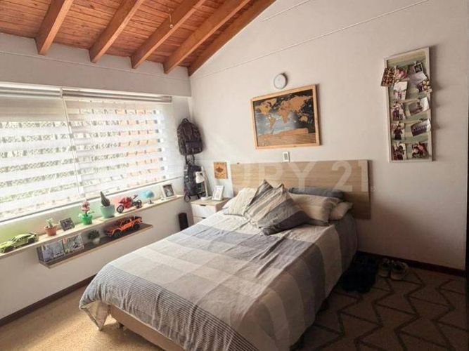 Casa de 3 alcobas en venta en La Sebastiana, Envigado, 204 m² · foto 20 de 21