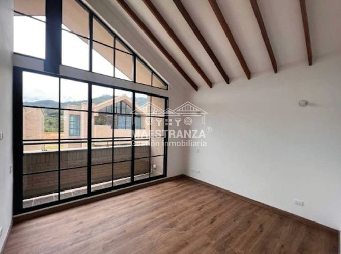 Casa de 3 alcobas en venta en Santa Elena, El Retiro, 160 m² · foto 9 de 11