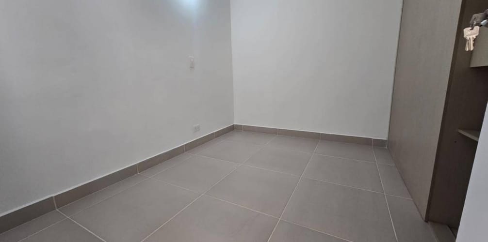 Apartamento de 3 alcobas en venta en Guayaquil, Medellín, 64 m² · foto 6 de 15
