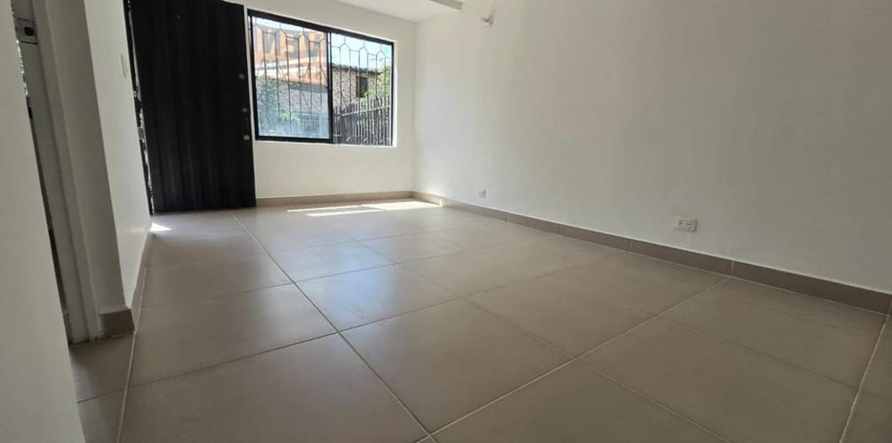 Apartamento de 3 alcobas en venta en Guayaquil, Medellín, 64 m² · foto 11 de 15