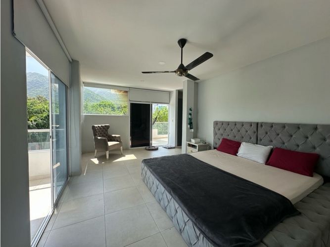 Casa de 5 alcobas en venta en Vista Hermosa Sur, Santa Marta, 540 m² · foto 11 de 24