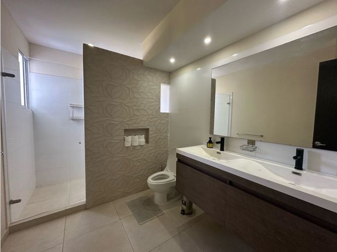Casa de 5 alcobas en venta en Vista Hermosa Sur, Santa Marta, 540 m² · foto 19 de 24