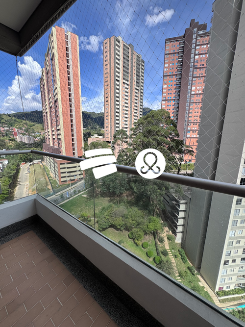 Apartamento de 3 alcobas en venta en Loma De La Doctora, Sabaneta, 80 m² · foto 5 de 20