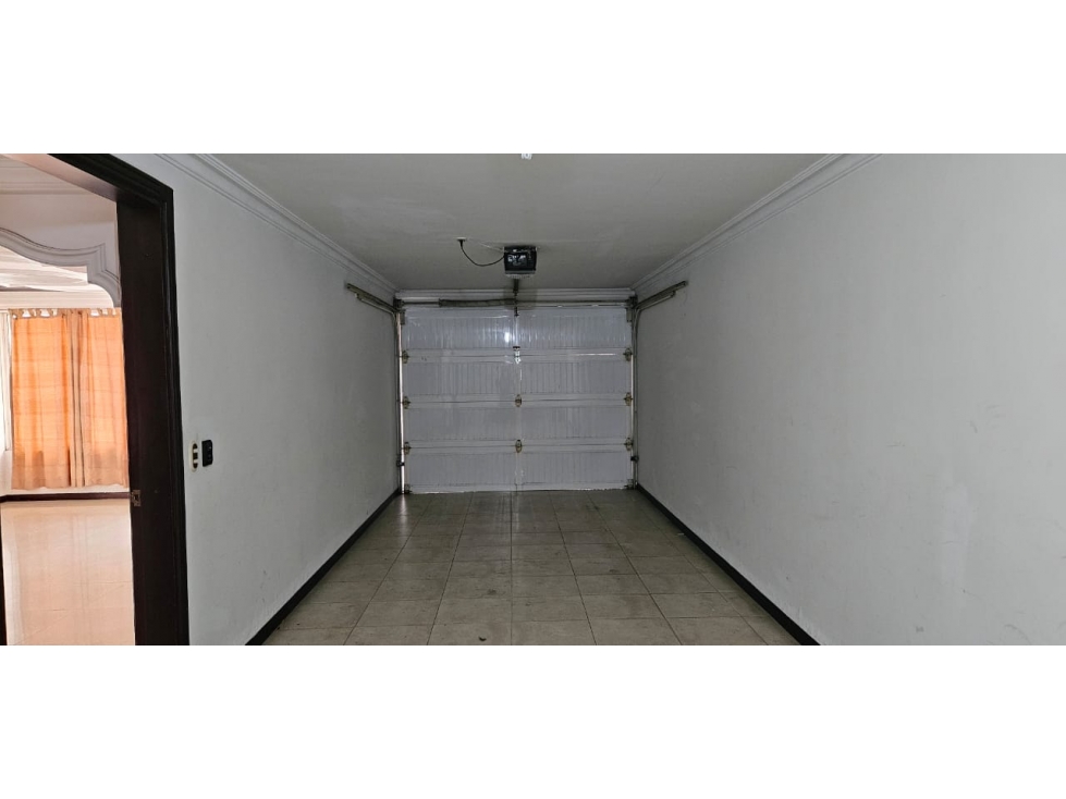 Casa de 5 alcobas en venta en Prados Del Limonar, Cali, 365 m² · foto 7 de 24
