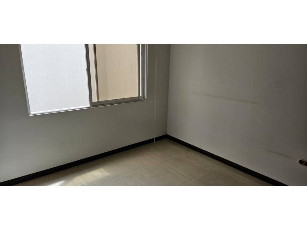 Casa de 5 alcobas en venta en Prados Del Limonar, Cali, 365 m² · foto 17 de 24