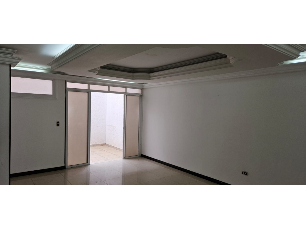 Casa de 5 alcobas en venta en Prados Del Limonar, Cali, 365 m² · foto 21 de 24
