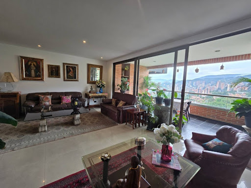 Apartamento en arriendo en Loma De Los Gonzalez, Medellín · foto 4 de 24