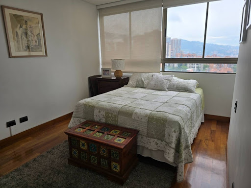 Apartamento en arriendo en Loma De Los Gonzalez, Medellín · foto 18 de 24